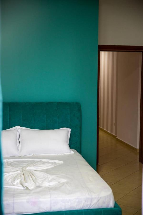 Colombo'S Apartment Vlorë Dış mekan fotoğraf