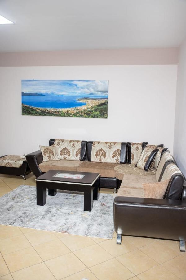 Colombo'S Apartment Vlorë Dış mekan fotoğraf