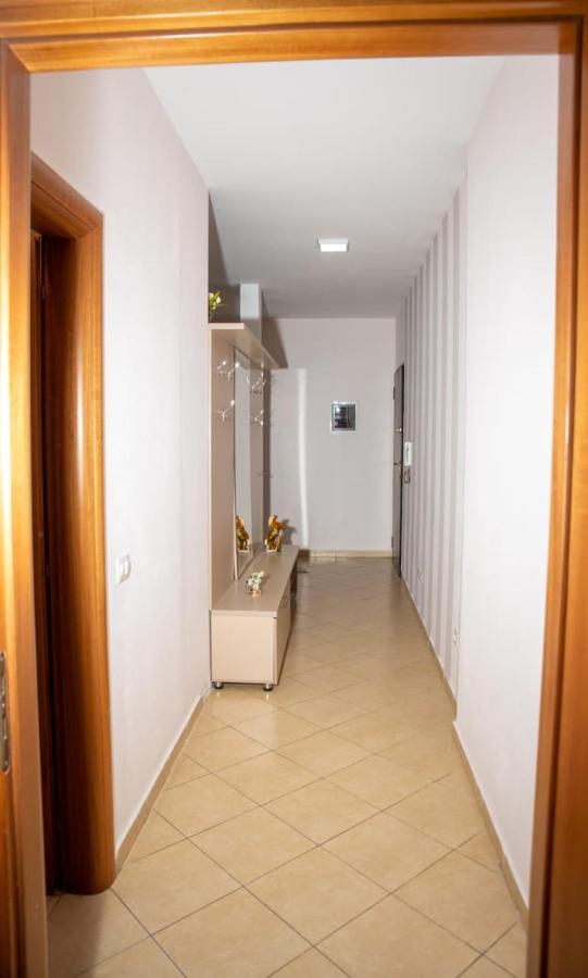 Colombo'S Apartment Vlorë Dış mekan fotoğraf