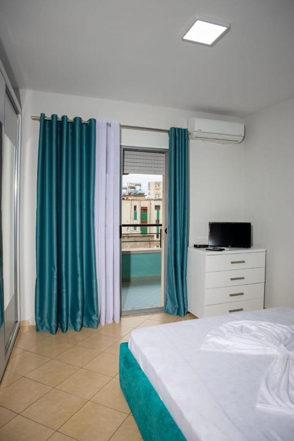 Colombo'S Apartment Vlorë Dış mekan fotoğraf
